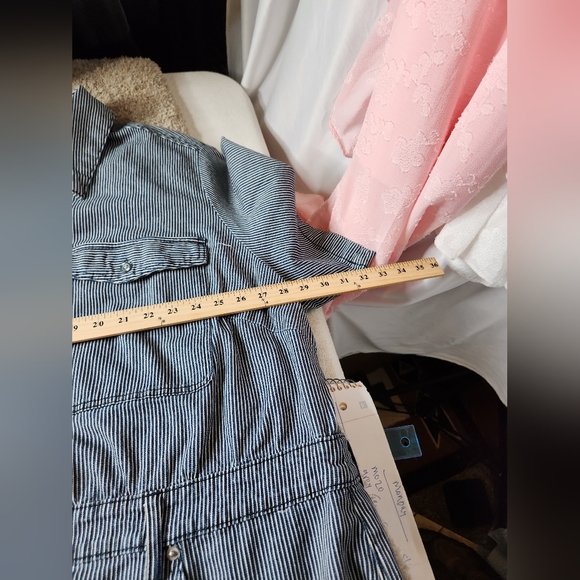 Women's Short Sleeve Denim Jumpsuit - Universal Thread Size 30 - Picture 9 of 16